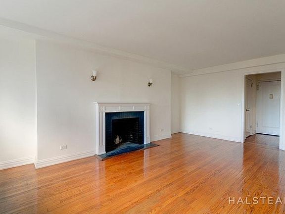 4th image of 15 Park Ave APT 15D