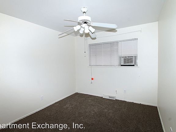 4th image of 4444 Brenton Ave APT B