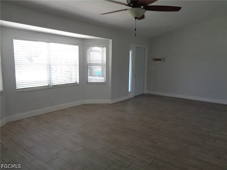 1320 SE 25th Ln — Photo 7