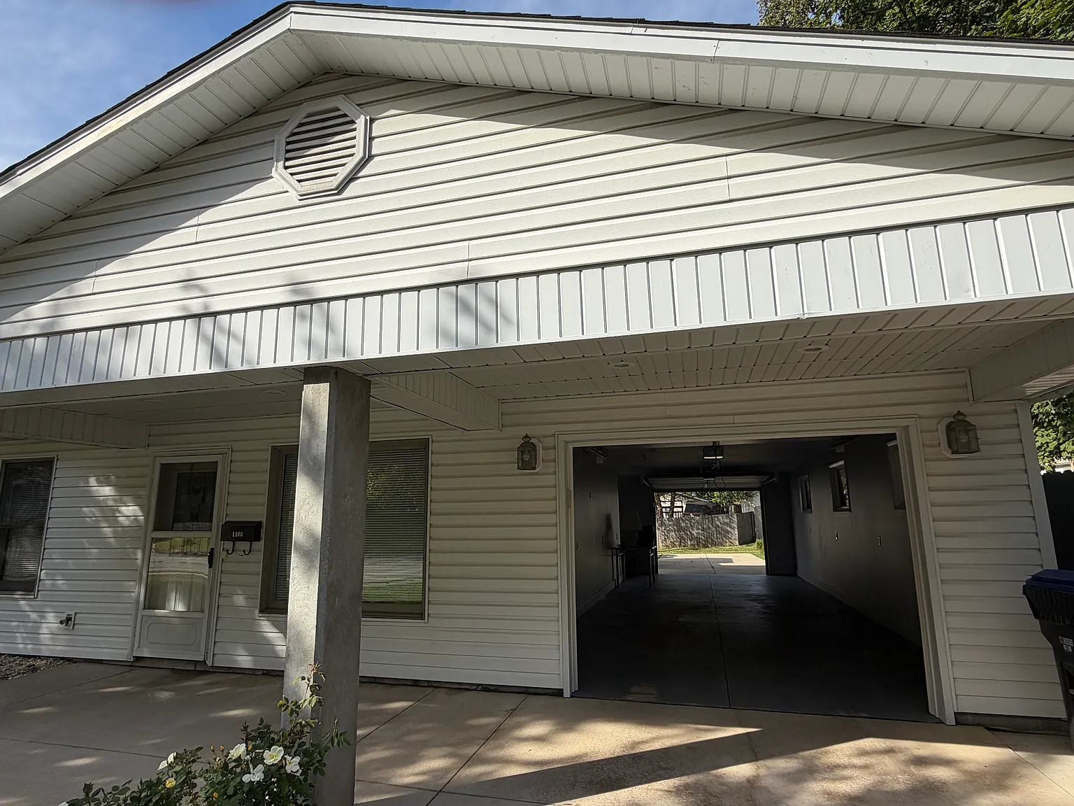 2 bed, 1500 sqft, $1,500 — Photo 3