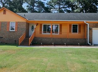 6837 Brasswood Dr, Fayetteville, NC 28314