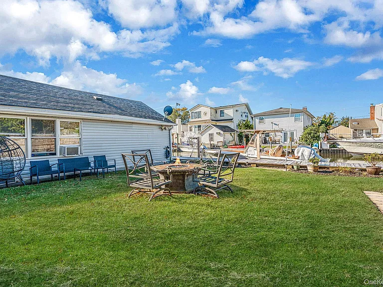 504 Fire Island Ave #2 — Photo 16