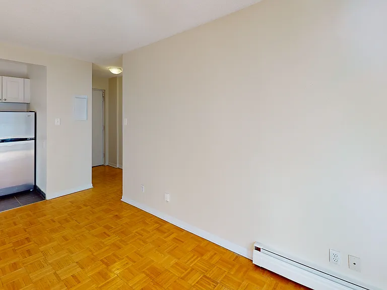 10 Burnside Ave — Photo 25