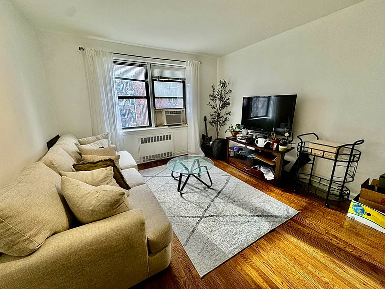 145 72nd St #C8 — Photo 8