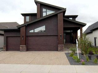 276 E Cranbrook Point SE, Calgary, AB T3M 2Y4