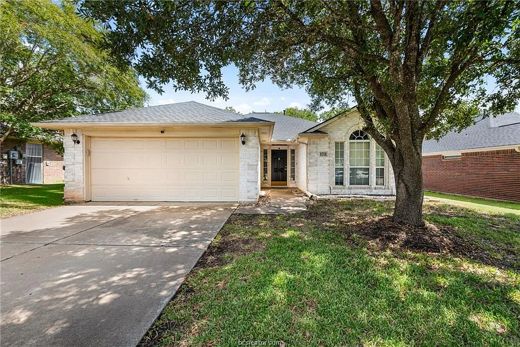 3 bed, 1397 sqft, $1,800 — Photo 1