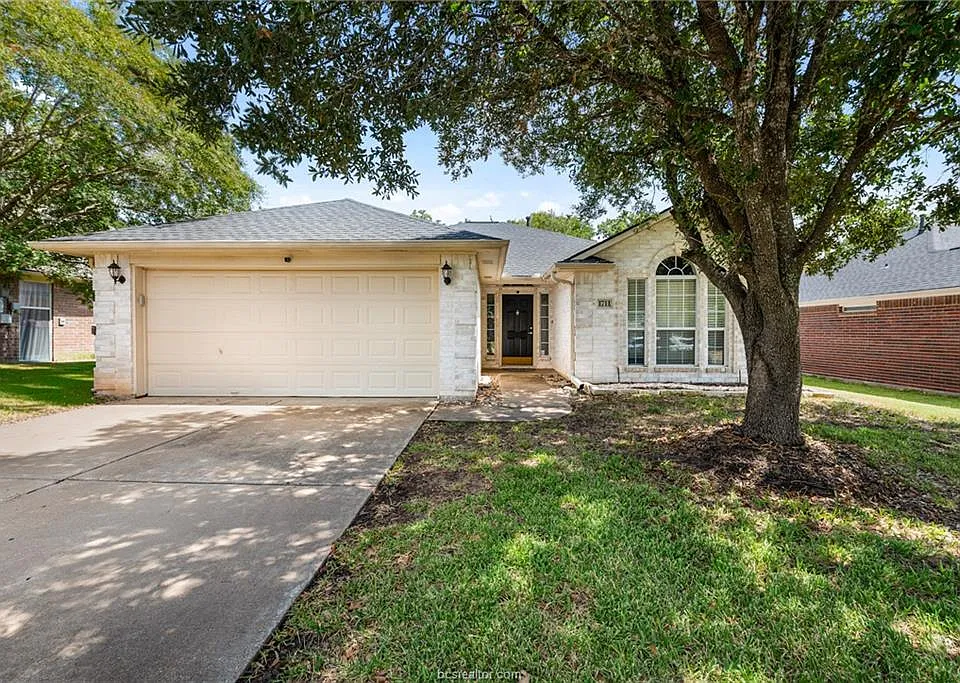 1711 Beaver Pond Ct
