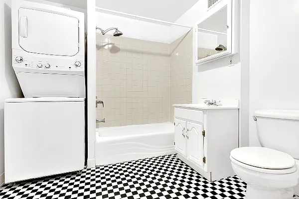 Rented by Cooper & Cooper Real Estate | media 20