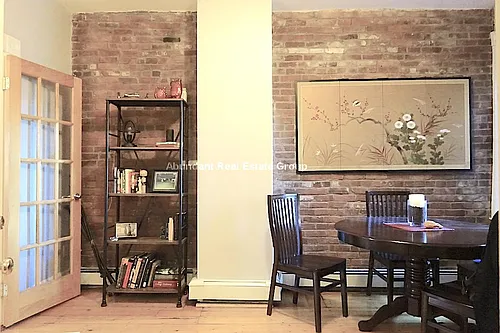 1228 Cambridge St #1 Photo 1