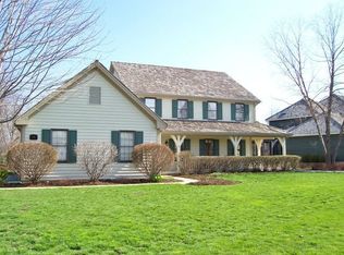 502 Red Cypress Dr, Cary, IL 60013