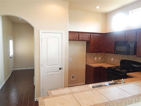 5th image of 167 Creekside Villa Dr