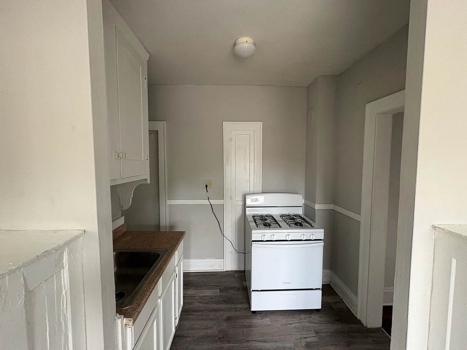 1 bed, 500 sqft, $900 — Photo 4