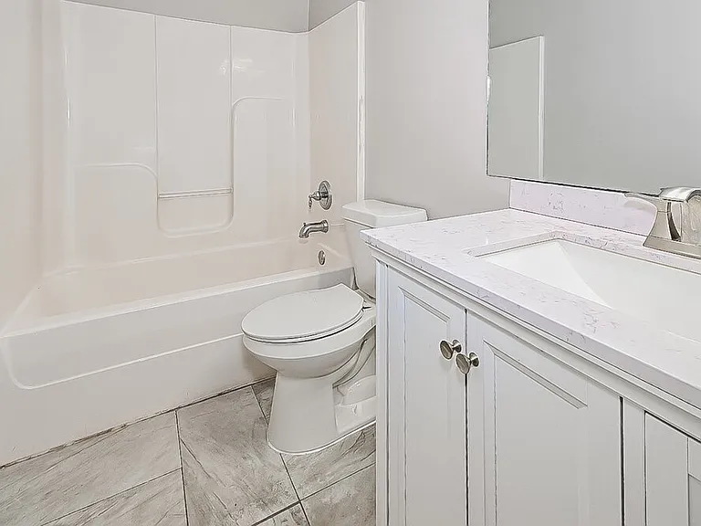 1883 Crescent Ln — Photo 15