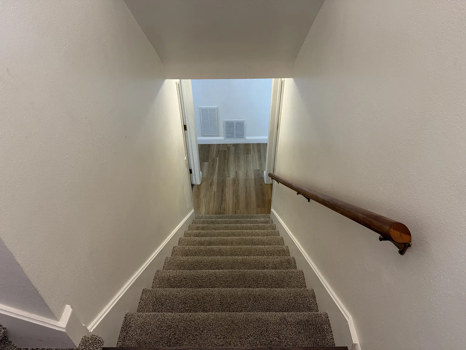 1019 Poly Drive - 2 — Photo 3
