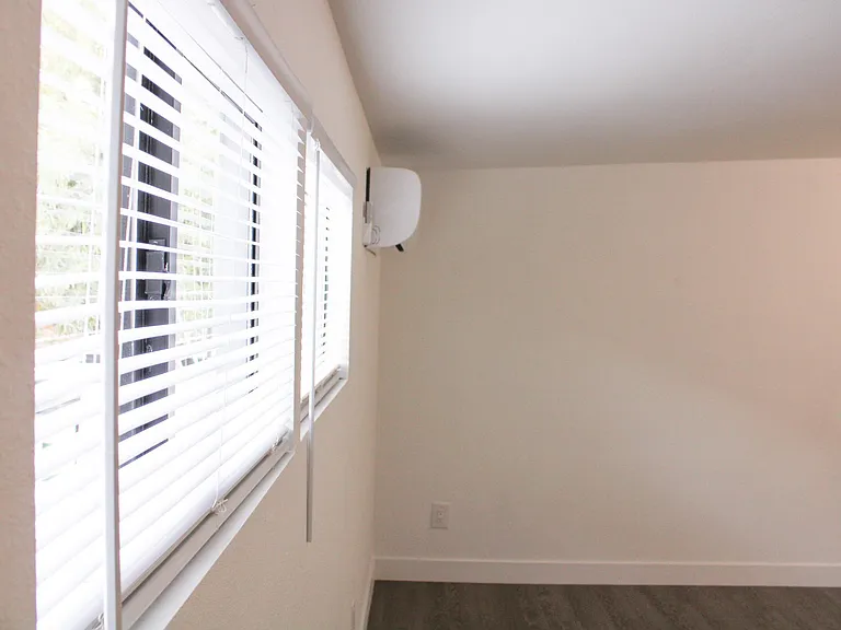 1634 Phillips Ave #STUDIO — Photo 3