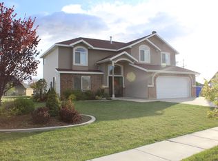 141 Morningside Dr, Farmington, UT 84025