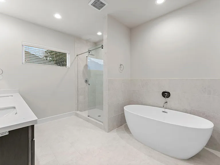 5905 Haring Ln — Photo 20