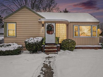 905 N Dewitt St, Bay City, MI, 48706