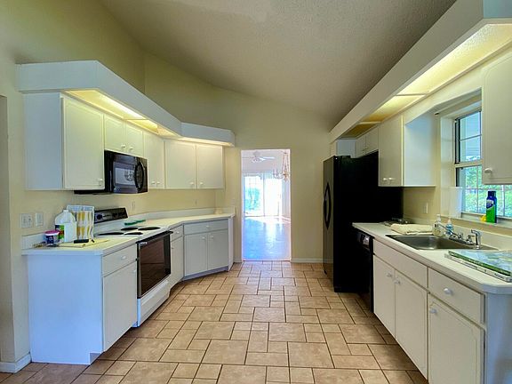 5th image of 101 Braeburn Cir