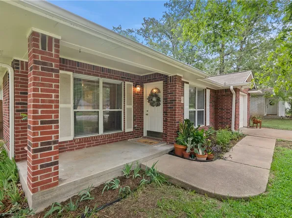 201 Copper Falls Dr, Bryan, TX 77803