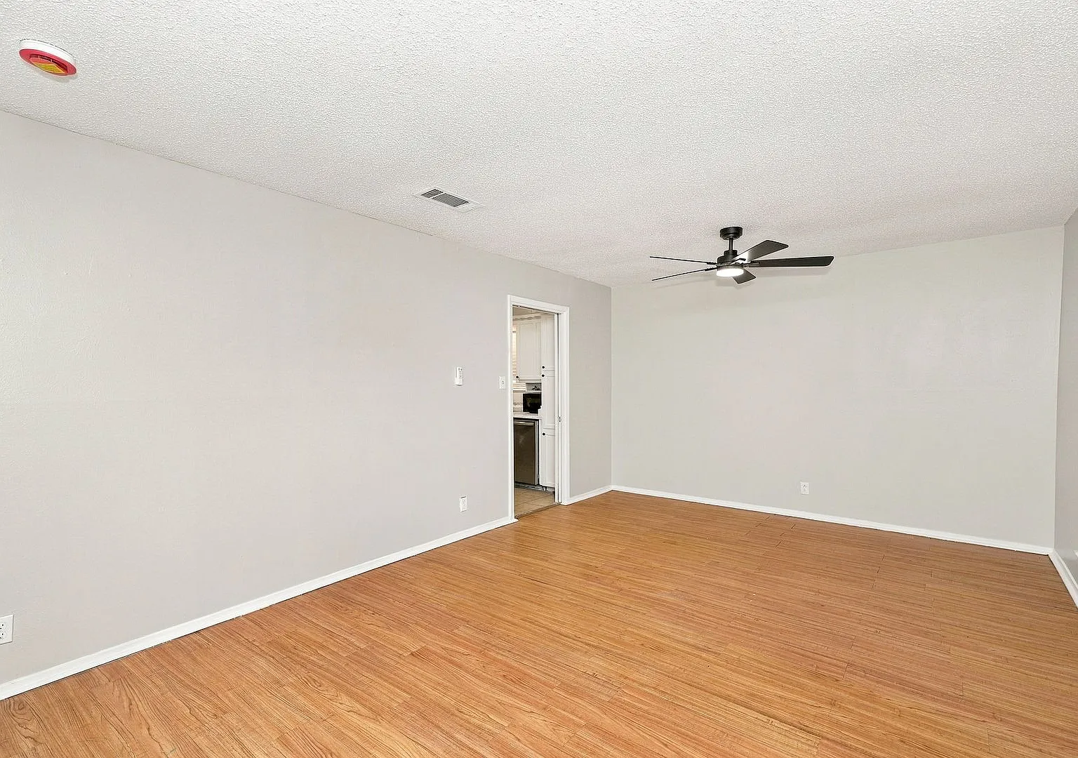 6300 Wheaton Dr — Photo 4