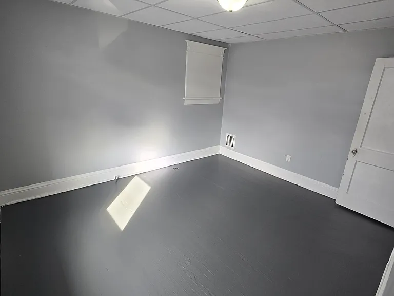 425 Monroe St #4 — Photo 8