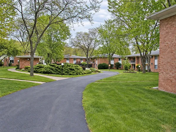 1217 Island Dr APT 204, Ann Arbor, MI 48105