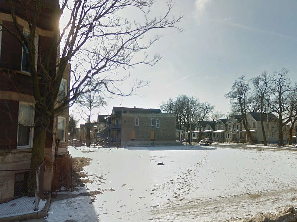 2nd image of 1019 W 59th St