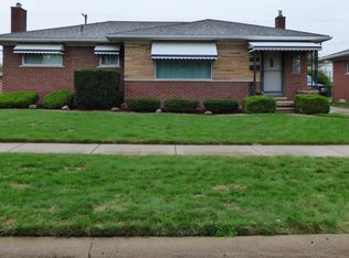 31269 Gilbert Dr, Warren, MI 48093