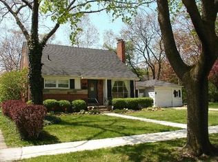 1532 Mansfield Rd, Birmingham, MI 48009