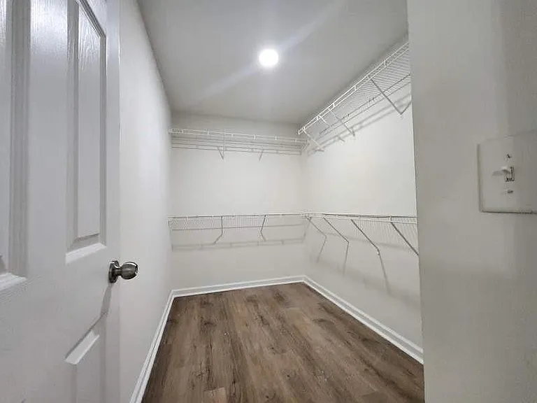 2025 Kyrle Ln — Photo 16
