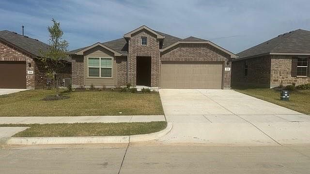 Front Elevation - D.R. Horton''s Kingston floorplan, elevation C - All Home and community information, including pricing, included features, terms, availability and amenities, are subject to change at any time without notice or obligation. All Drawings, pictures, photographs, video, square footages, floor plans, elevations, features, colors and sizes are approximate for illustration purposes only and will vary from the homes as built.