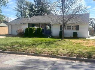 314 Belmont Rd, Pratt, KS 67124