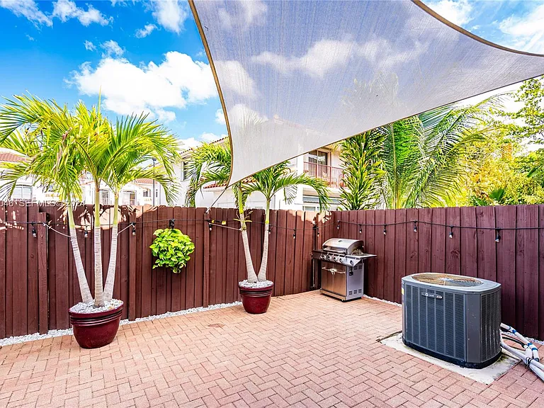 10245 SW 154th Pl #113 — Photo 8