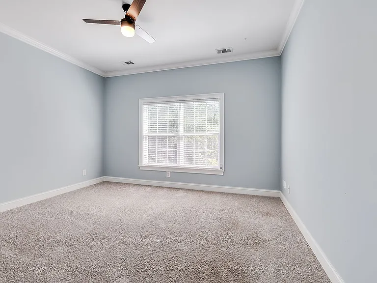23 Lake Heron Ct W — Photo 31