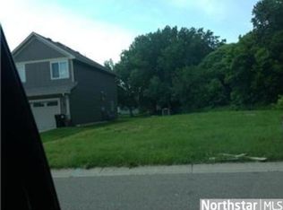 817 Boldt St, Chaska, MN 55318