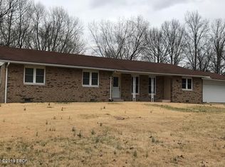60 Maes Rd, Murphysboro, IL 62966