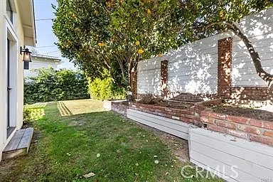 641 11th St — Photo 34