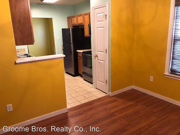 3rd image of 435 Westover Pines Dr
