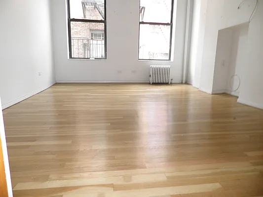 Rented by John O'Kelly Real Estate | media 37