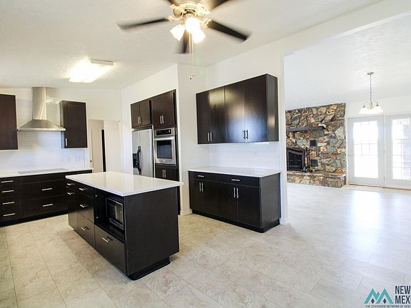 4th image of 608 S Roosevelt Rd S #P