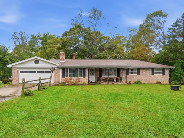 3785 Fomorin Rd, Williamsburg, OH 45176