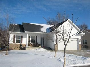 1014 Capri Dr NE, Cedar Rapids, IA 52402