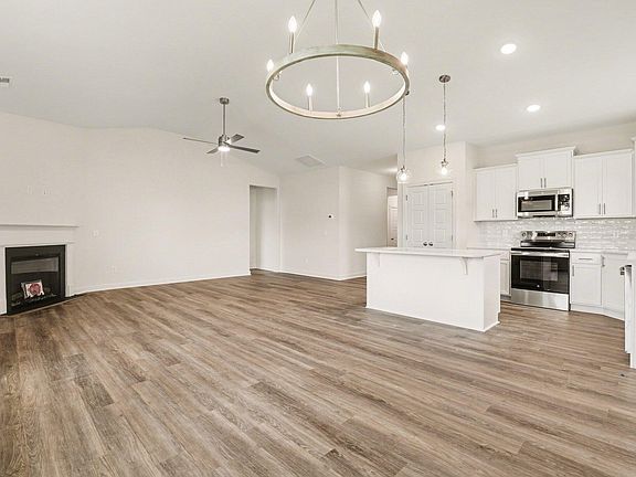 5th image of 105 Hudson Village Dr Lot 76