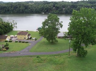 Sims Rd, Abingdon, VA 24211