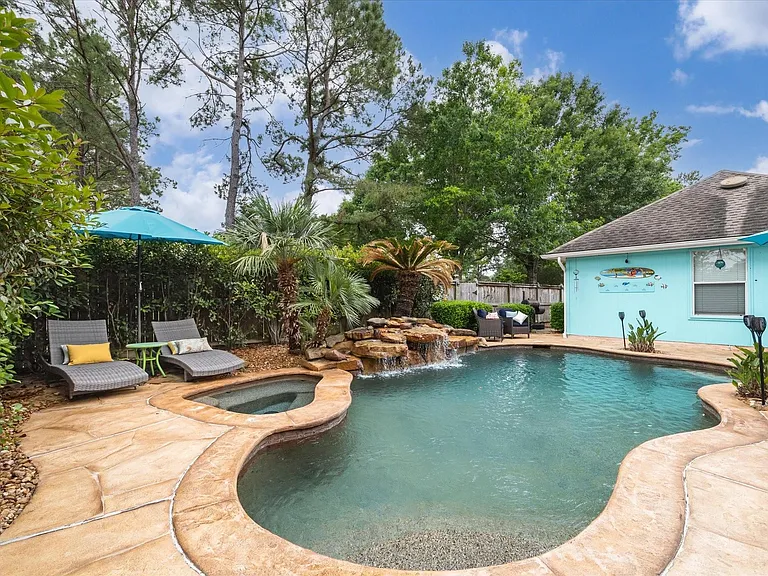 403 Airybrook Ln — Photo 30