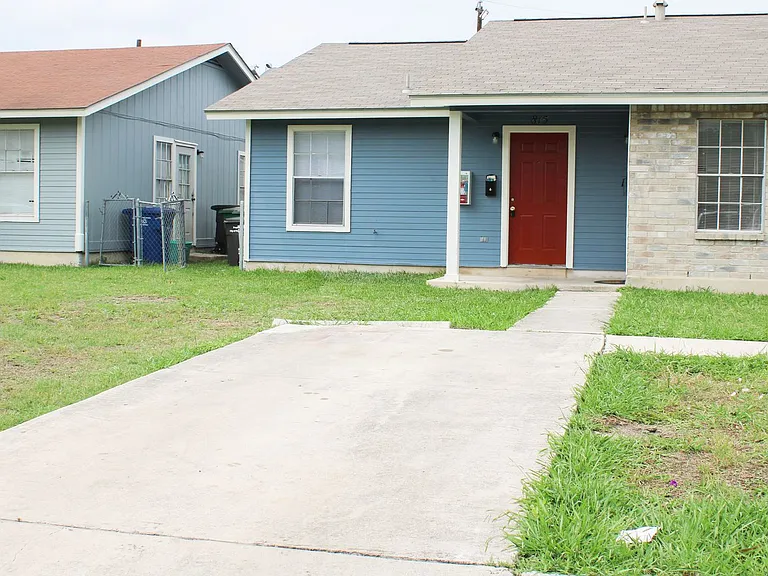 815 W Olmos Dr — Photo 10