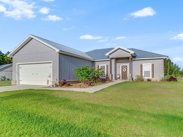 1014 Hampton Ave, Swainsboro, GA 30401