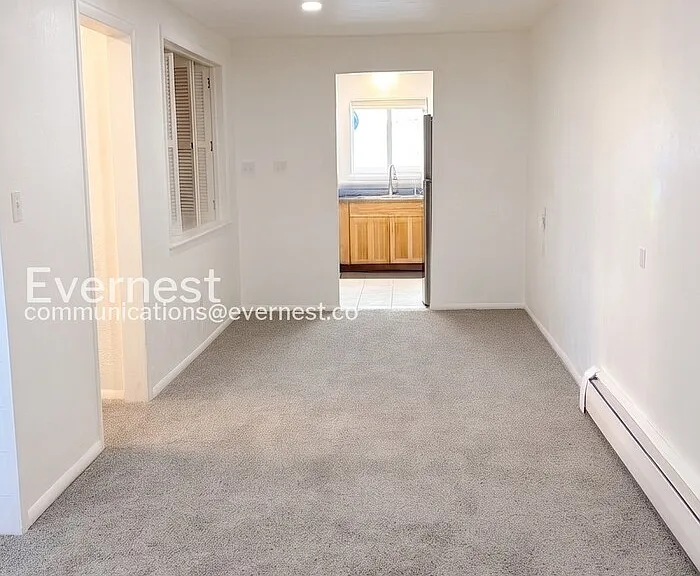 301 Peterson St #106 — Photo 8