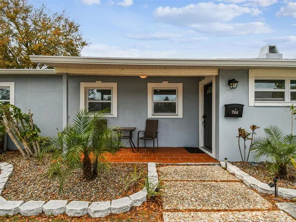 7514 17th Way N, Saint Petersburg, FL 33702